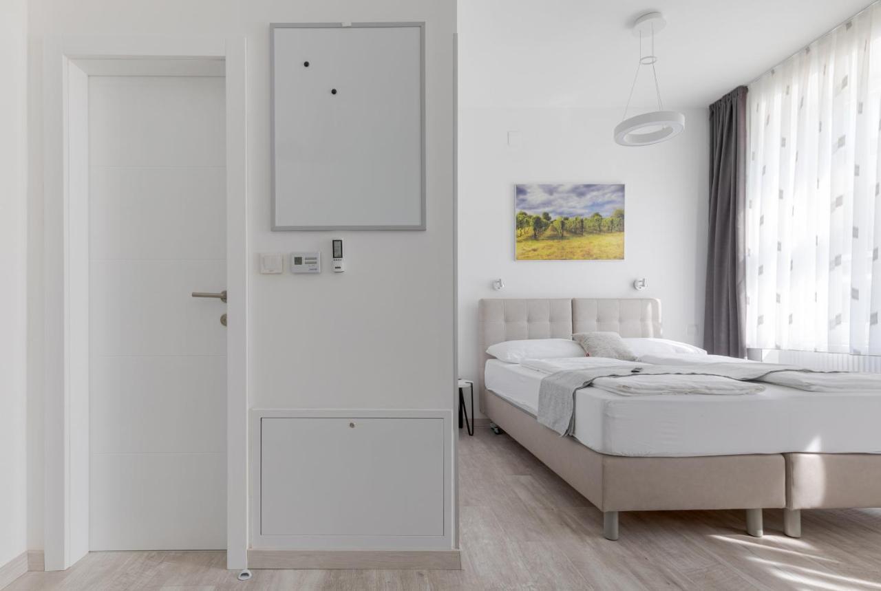 Apartments Beautiful You Are 1 Загреб Екстериор снимка